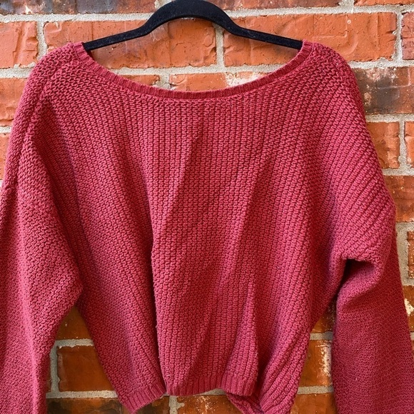 Hollister Womens Large Red Twist Back Waffle Knit Cropped Sweater - Picture 3 of 11